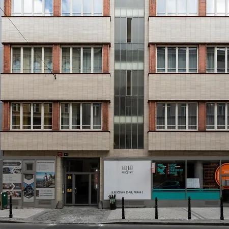 Days - Practical And Fully Equipped Near National Museum Apartamento Praga