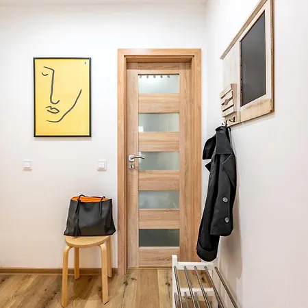 Days - Practical And Fully Equipped Near National Museum Lägenhet Prag