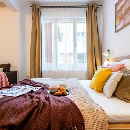 Days - Practical And Fully Equipped Near National Museum *