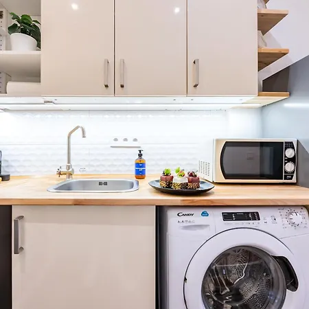 Apartment Days - Practical And Fully Equipped Near National Museum