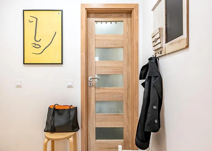 Days - Practical And Fully Equipped Near National Museum Appartamento Praga