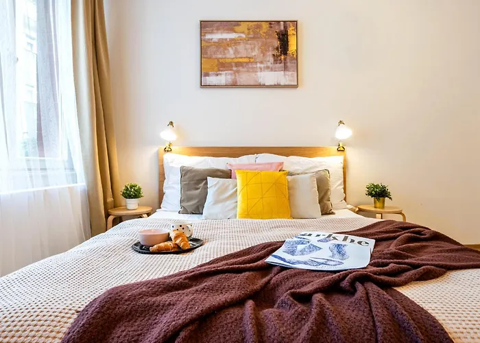 Days - Practical And Fully Equipped Near National Museum Appartamento